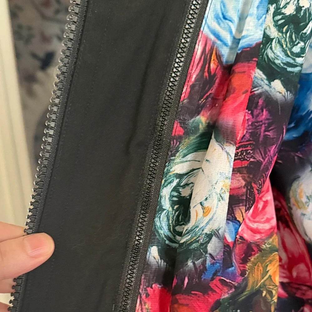 Byron Lars 10 Black Laser Cut Coat with Floral Interior - Picture 7 of 8